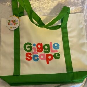 Giggle scape kids tote bags, Green and White 10 bags per order. 9 lots